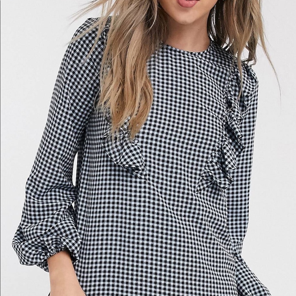 NWOT Topshop Gingham Dress with Ruffle
